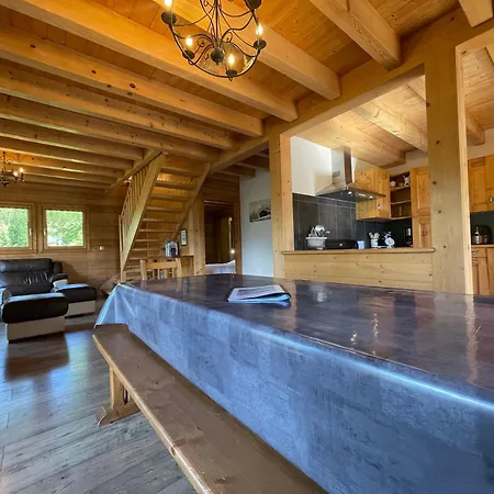 Chalet Savoyard Avec Jardin, Poele A Bois Et Wifi - Fr-1-624-11